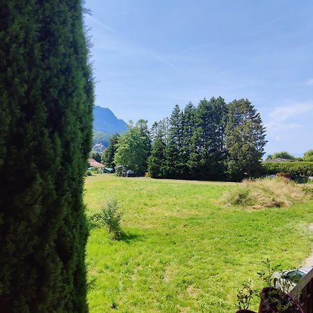 فندق Wee Aroleid Port-Valais المظهر الخارجي الصورة